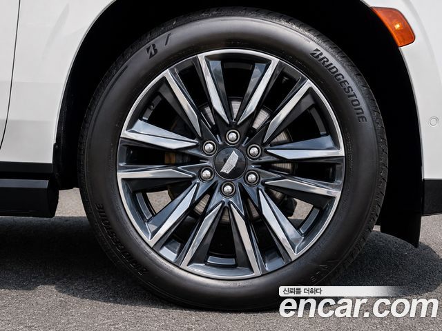 Cadillac Escalade 2023 — photo 5
