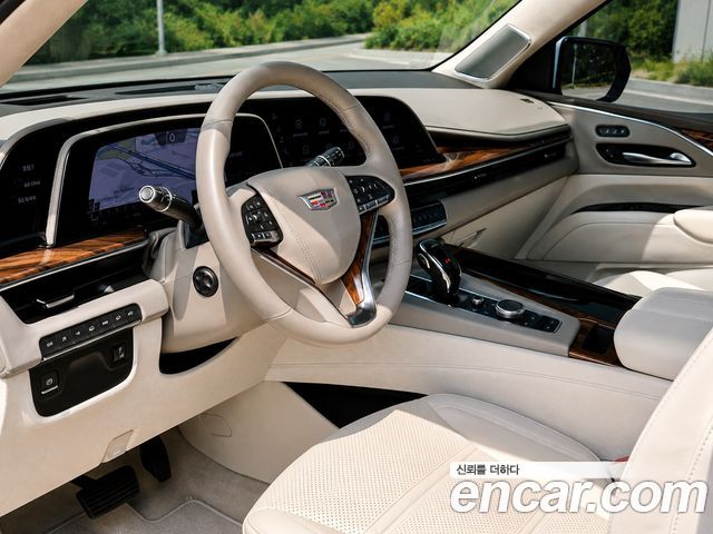 Cadillac Escalade 2023 — photo 7