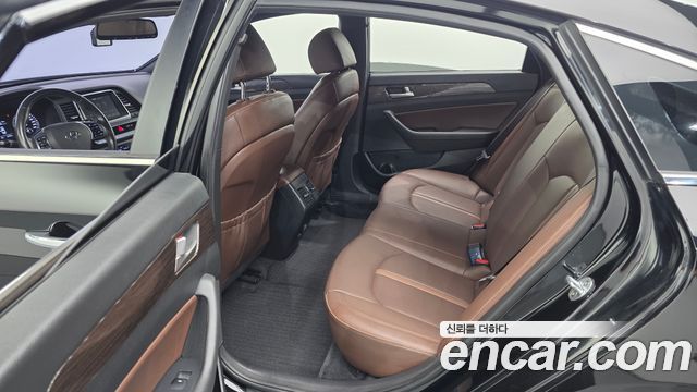 Hyundai Sonata 2018 — photo 16