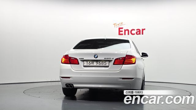 BMW 5-Series 2014 — photo 4