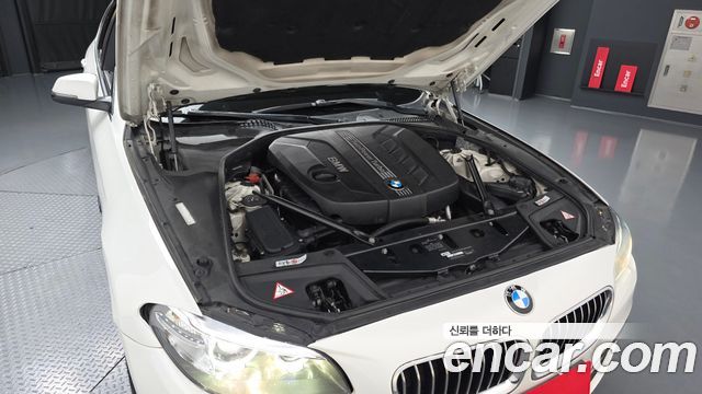 BMW 5-Series 2014 — photo 6