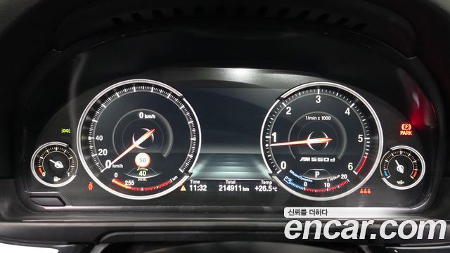 BMW 5-Series 2014 — photo 8