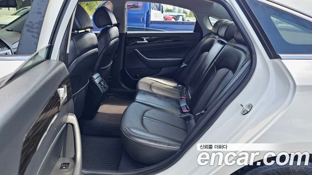 Hyundai Sonata 2016 — photo 17