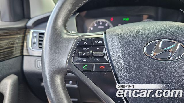 Hyundai Sonata 2016 — photo 22