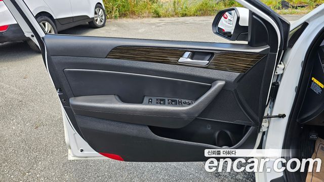 Hyundai Sonata 2016 — photo 14