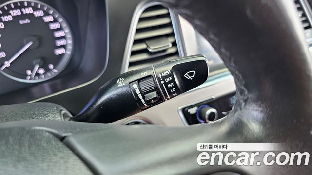 Hyundai Sonata 2016 — photo 27