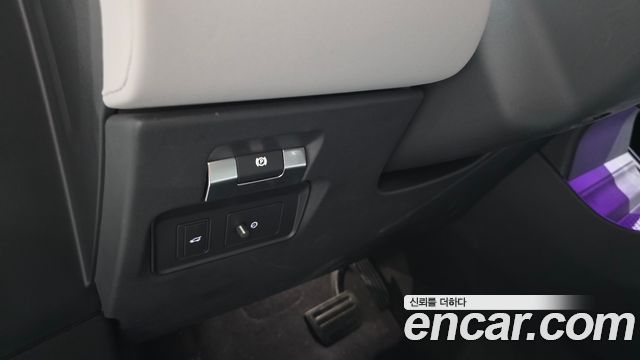 Land Rover Range Rover Evoque 2022 — photo 25