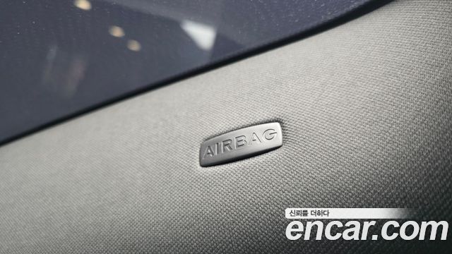 Land Rover Range Rover Evoque 2022 — photo 29