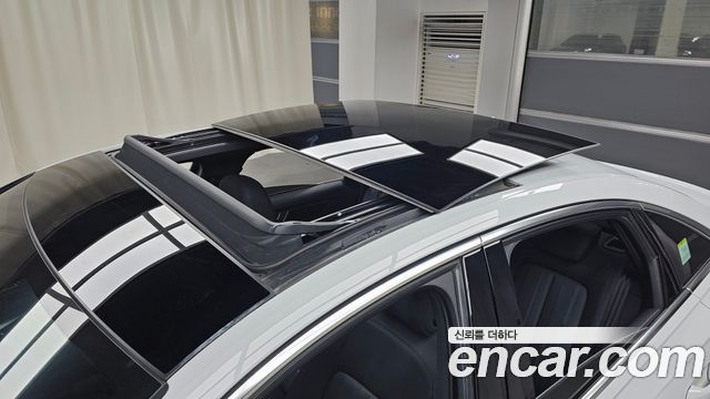 Audi A6 2021 — photo 19