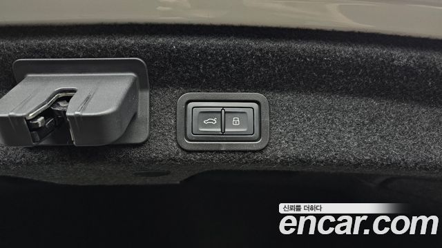 Audi A6 2021 — photo 20