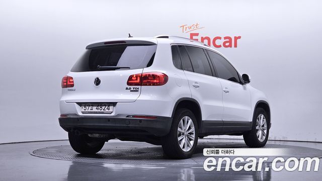 Volkswagen Tiguan 2016 — photo 2