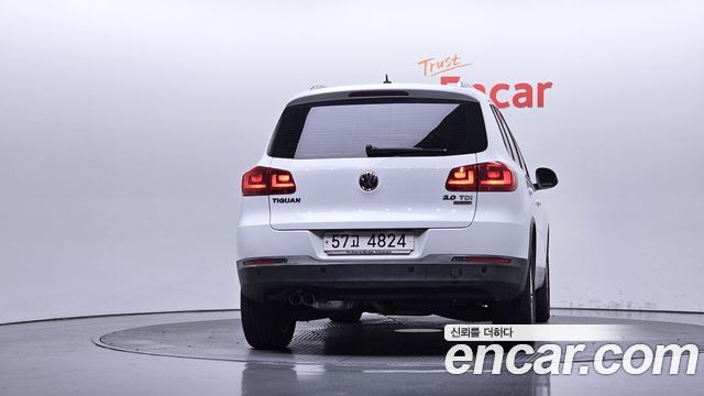 Volkswagen Tiguan 2016 — photo 4