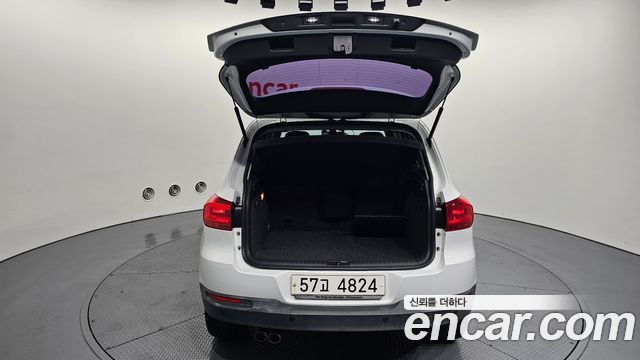 Volkswagen Tiguan 2016 — photo 20