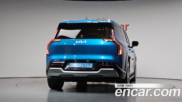 Kia EV9 2024 — photo 4