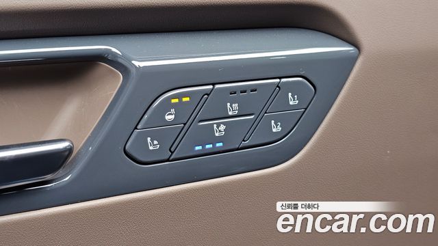 Kia EV9 2024 — photo 32