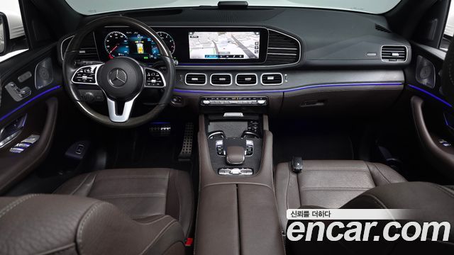 Mercedes-Benz GLS-Class 2021 — photo 10