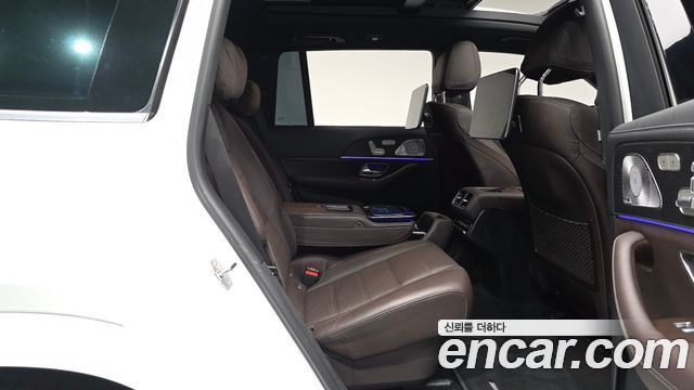 Mercedes-Benz GLS-Class 2021 — photo 17