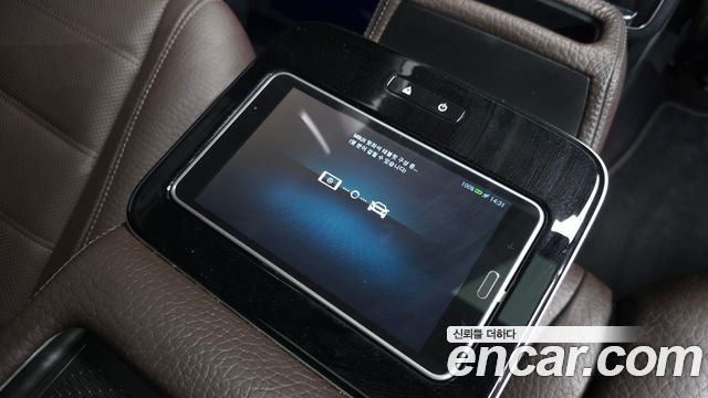 Mercedes-Benz GLS-Class 2021 — photo 22