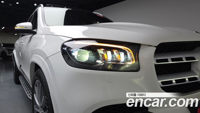 Mercedes-Benz GLS-Class 2021 — photo 8