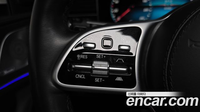 Mercedes-Benz GLS-Class 2021 — photo 34
