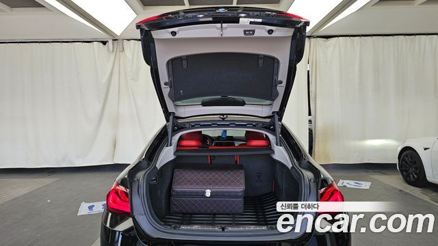 BMW 4-Series 2021 — photo 26