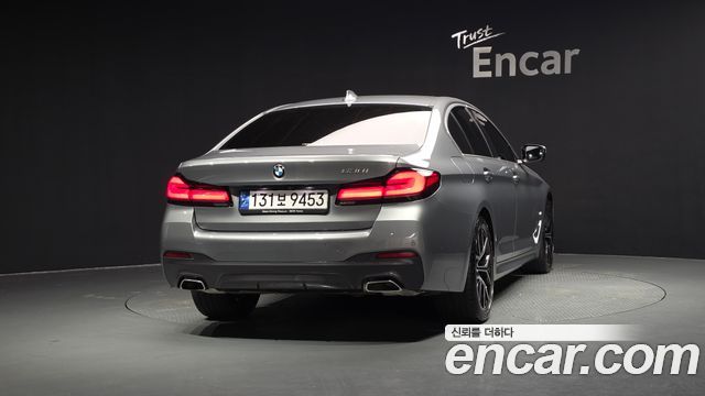 BMW 5-Series 2023 — photo 4