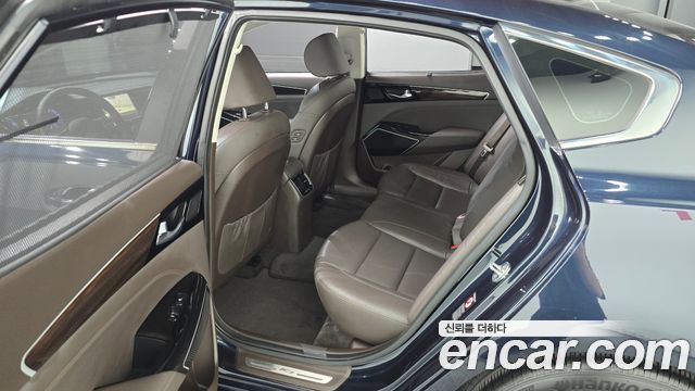 Kia K7 2019 — photo 11