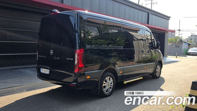 Mercedes-Benz Sprinter 2023 — photo 2