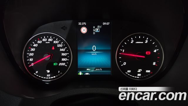 Mercedes-Benz Sprinter 2023 — photo 11