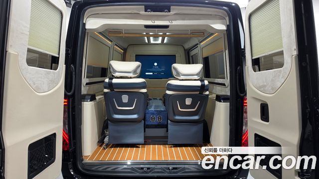 Mercedes-Benz Sprinter 2023 — photo 25