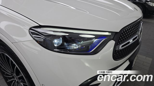 Mercedes-Benz GLC-Class 2024 — photo 8