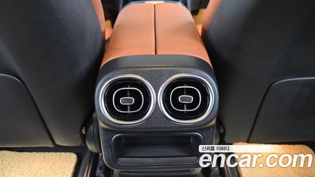 Mercedes-Benz GLC-Class 2024 — photo 31