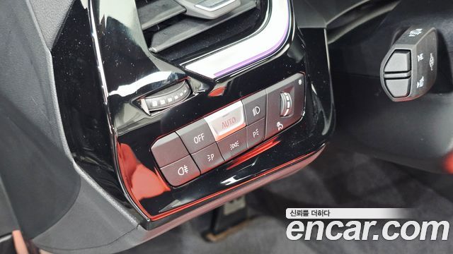 BMW Z4 2025 — photo 26
