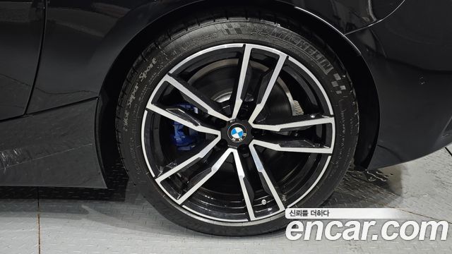 BMW Z4 2025 — photo 7