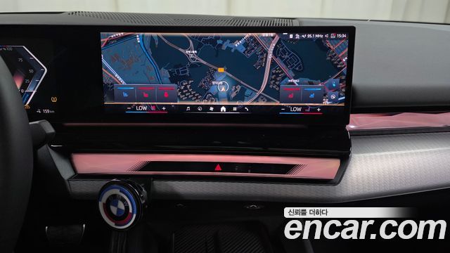 BMW i5 2025 — photo 19