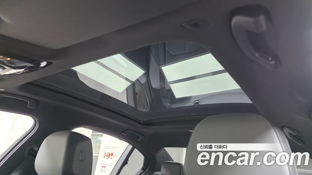 BMW i5 2025 — photo 23