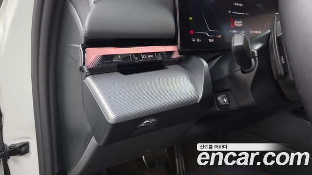 BMW i5 2025 — photo 28