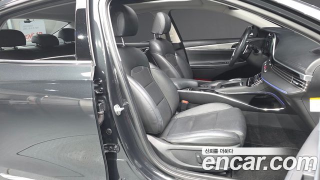 Hyundai Grandeur 2022 — photo 17