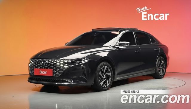 Hyundai Grandeur 2022 — photo 1
