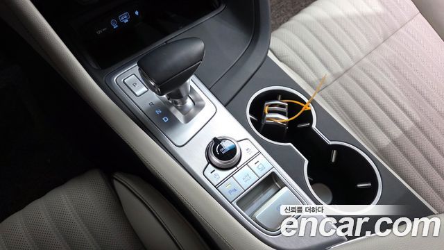 Genesis G70 2019 — photo 9