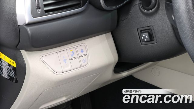 Genesis G70 2019 — photo 15