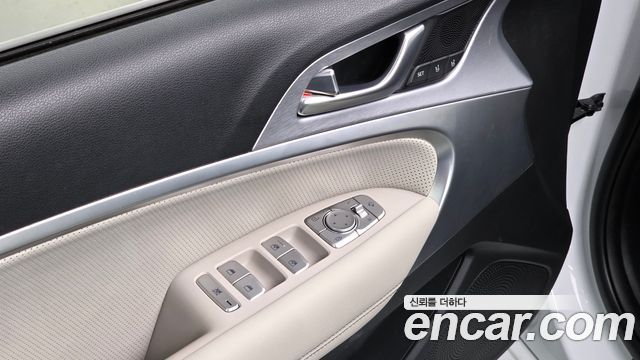 Genesis G70 2019 — photo 16