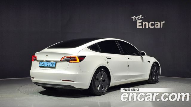 Tesla Model 3 2021 — photo 2