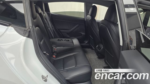 Tesla Model 3 2021 — photo 17