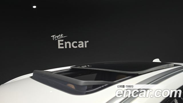 Volvo V60 2024 — photo 25