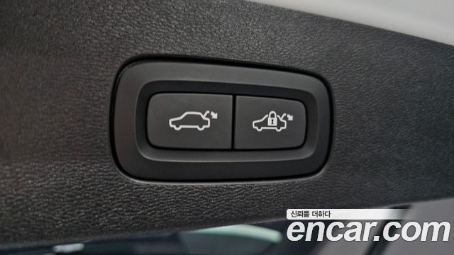Volvo V60 2024 — photo 26