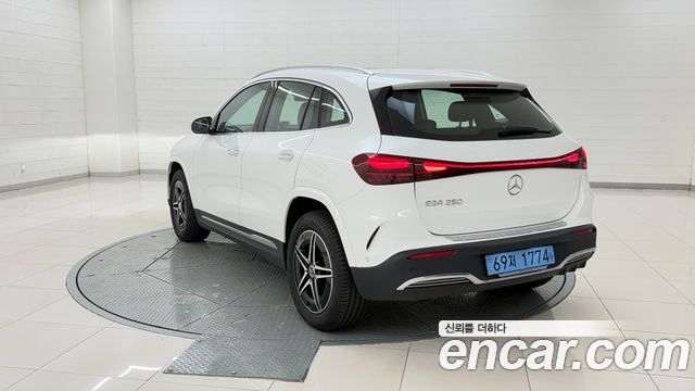 Mercedes-Benz EQA 2026 — photo 3