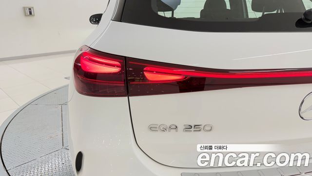 Mercedes-Benz EQA 2026 — photo 10