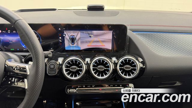 Mercedes-Benz EQA 2026 — photo 14