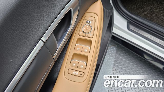 Hyundai Sonata 2021 — photo 24